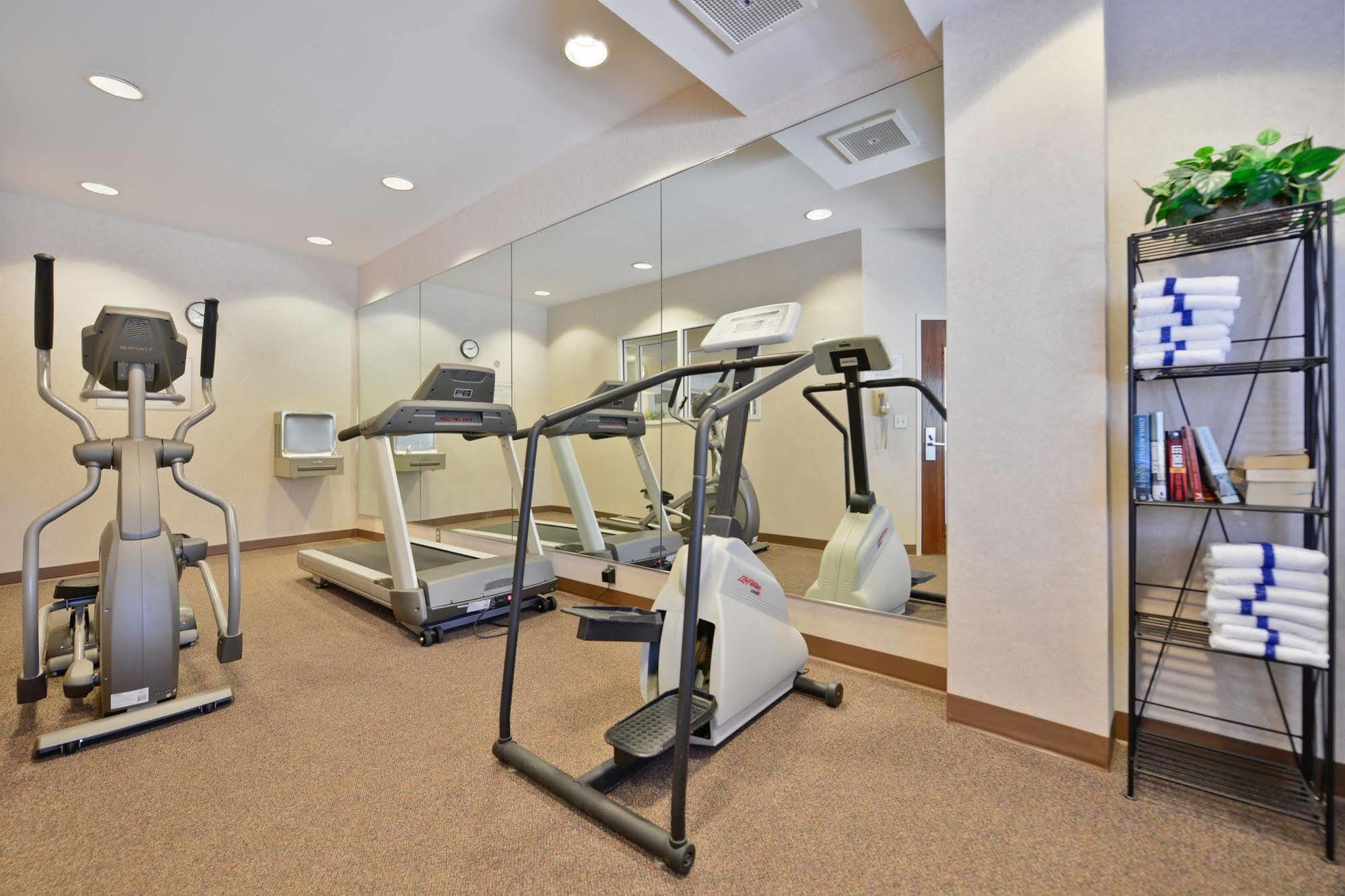 Clubhouse Inn West Yellowstone Ngoại thất bức ảnh