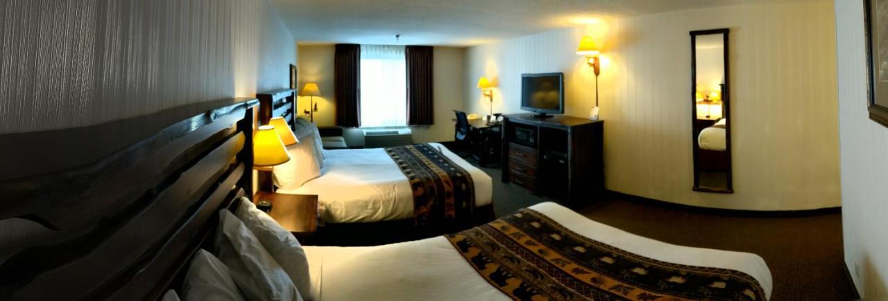 Clubhouse Inn West Yellowstone Ngoại thất bức ảnh